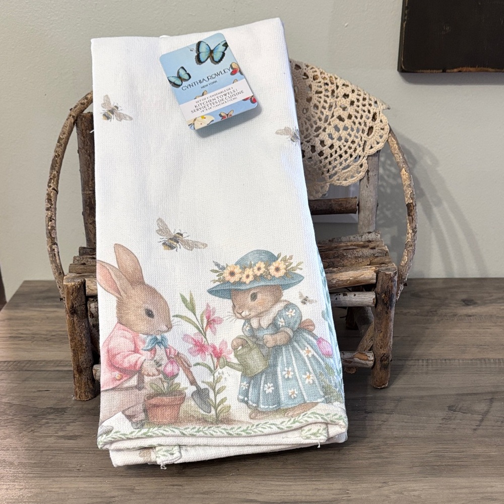 Cynthia Rowley Spring Bunnies Flowers Bees Butterfly Kitchen Towel Set of 3